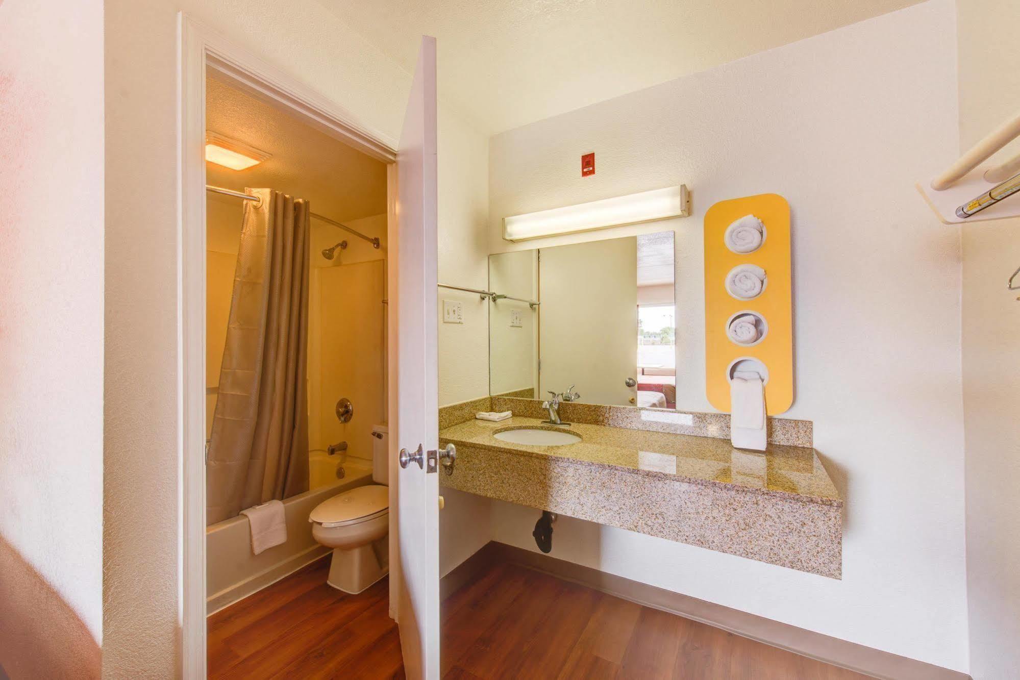 Motel 6-Norfolk, Va Zewnętrze zdjęcie